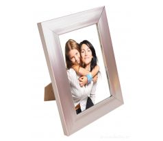 na foto 9 x 13 cm