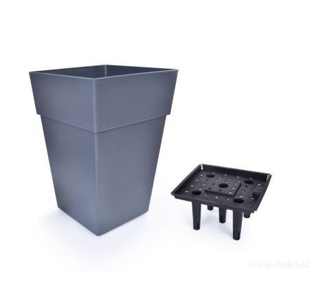 na kolečkách, antracitový