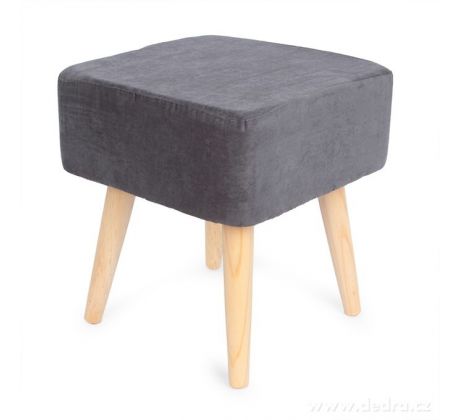s dřevěnými nožičkami