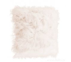 z česané umělé kožešiny