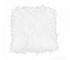 z česané umělé kožešiny