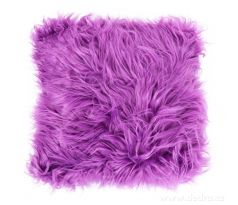 z česané umělé kožešiny