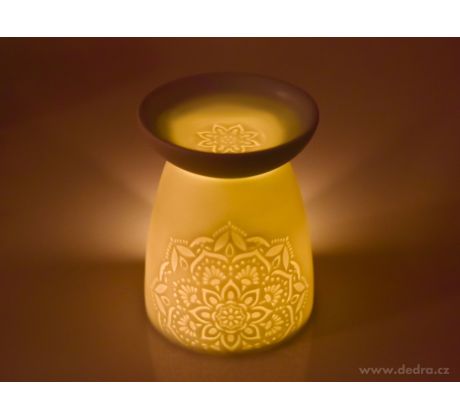 matná bílá, mandala