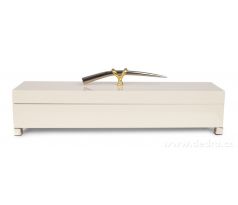 kováním ve tvaru rohu